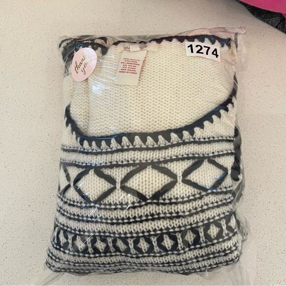 Sundance Delaney Sweater - Picture 5 of 5